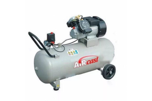 Поршневой компрессор Remeza СБ4/С-50.J2047B для гаража фото