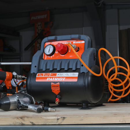 Поршневой компрессор  WO 6-180